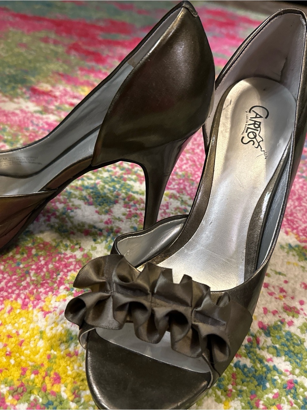 Carlos by Carlos Santana Metallic Olive Green Ruffle Peep Toe Heels
